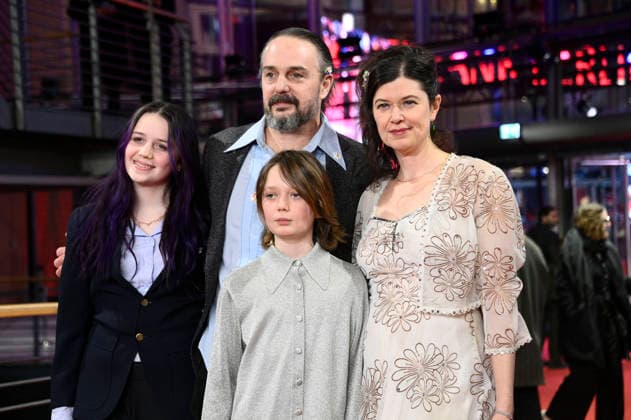 Dylan White, Banker White, Oscar Dylan und Anna Fitch bei der Closing Ceremony mit Preisverleihung auf der Berlinale 2026 76. Internationale Filmfestspiele Berlin im Berlinale Palast. Berlin, 21.02.2026