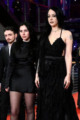 Caolan O Gorman, Safiya Benaddi und Alessa Savage bei der Closing Ceremony mit Preisverleihung auf der Berlinale 2026 76. Internationale Filmfestspiele Berlin im Berlinale Palast. Berlin, 21.02.2026