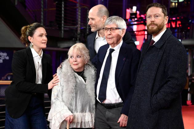 Gast, Anna Calder-Marshall, Lance Hammer, Tom Courtenay undTristan Goligher bei der Closing Ceremony mit Preisverleihung auf der Berlinale 2026 76. Internationale Filmfestspiele Berlin im Berlinale Palast. Berlin, 21.02.2026