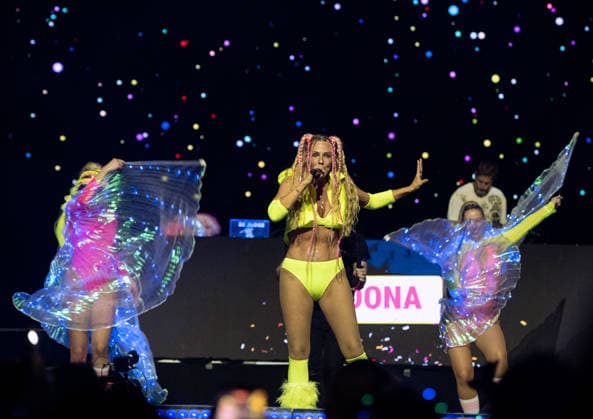 21.02.2026, xlakx, Entertainment, 90s Super Show v.l. Loona (Marie-Jose van der Kolk) - 90s Super Show in der Uber Arena Berlin. Berlin
