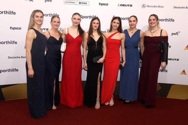 55. Ball des Sports 2026 Frankfurt am Main, 21.02.2026 Das Team der Rhytmischen Sportgymnastik beim 55. Ball des Sports 2026 in der Festhalle Frankfurt Hessen Copyright: xMatthiasxGränzdörferx