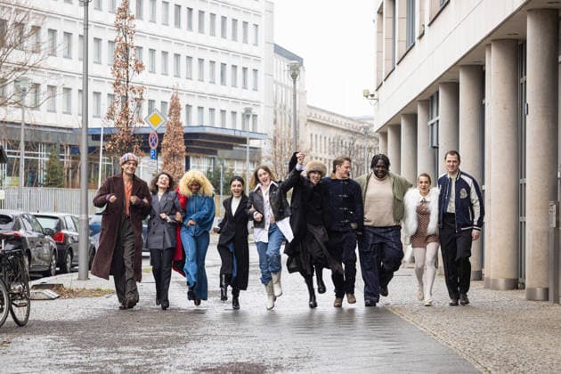 efp Shooting Stars 76. Berlinale Fatlume Bunjaku (Albanien Kosovo) Lucas Englander (Österreich) Violet Braeckman (Belgien) Salif Cisse (Frankreich) Enno Trebs (Deutschland) Danielle Galligan (Irland) Tecla Insolia (Italien) Joes Brauers (Niederlande) Sofia Tjelta Sydness (Norwegen) Cleo Diara (Portugal) Gruppenbild Outdoor efp Shooting Stars während der 76. Internationalen Festspiele Berlinale in Berlin Copyright: xEventpressxFuhrx