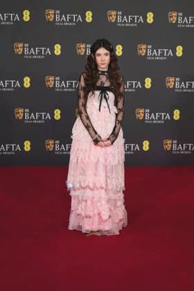 February 22, 2026, London, England, England: GUEST attends the Red Carpet as the BAFTA Awards 2026 in London. London England - ZUMAg279 20260222_zip_g279_005 Copyright: xAlessandroxGalatolix