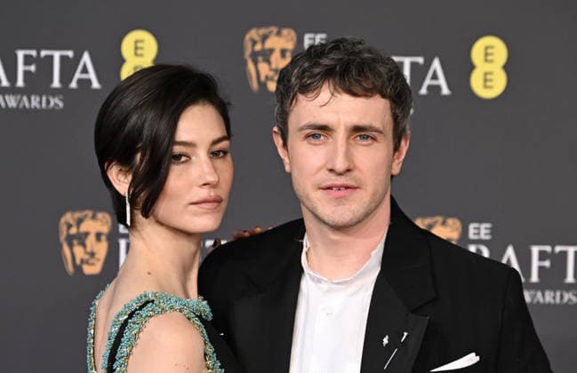 Gracie Abrams and Paul Mescal attends the 2026 EE BAFTA Film Awards at The Royal Festival Hall in London, England. UK. Sunday 22nd February 2026. Copyright: xJamesxWarrenx 2026 EE BAFTA FILM AWARDS39