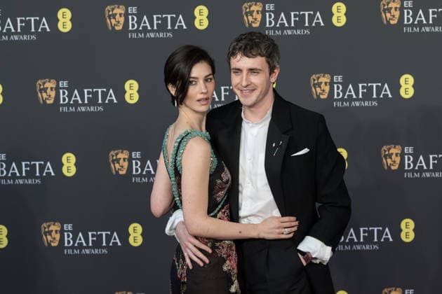 February 22, 2026, London, England, United Kingdom: PAUL MESCAL and GRACIE ABRAMS attend the red carpet during the EE BAFTA Film Awards 2026 ceremony at The Royal Festival Hall. London United Kingdom  - ZUMAs371 20260222_zip_s371_129 Copyright: xWiktorxSzymanowiczx