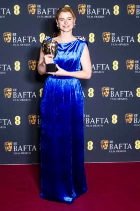 Jessie Buckley mit dem Preis für die beste Hauptdarstellerin in Hamnet bei der Verleihung der BAFTA Film Awards 2026 79th British Academy Film Awards in der Royal Festival Hall. London, 22.02.2026