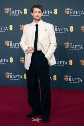 EE BAFTA Film Awards 2026 - London Joe Alwyn at the 2026 EE BAFTA Film Awards held at The Royal Festival Hall, London, UK, on February 22, 2026. Photo by LounisPhotography ABACAPRESS.COM London United Kingdom  Copyright: xLounisPhotography ABACAx