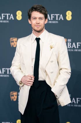 EE BAFTA Film Awards 2026 - London Joe Alwyn at the 2026 EE BAFTA Film Awards held at The Royal Festival Hall, London, UK, on February 22, 2026. Photo by LounisPhotography ABACAPRESS.COM London United Kingdom  Copyright: xLounisPhotography ABACAx