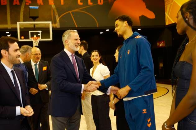 Spanish King Felipe VI during King s Cup Finals match between Real Madrid vs Baskonia in Valencia. 22 February 2026 Cordon Press 