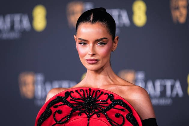 EE BAFTA Film Awards 2026 on Sunday 22 February 2026 Maura Higgins on the Red Carpet at the EE BAFTA Film Awards 2026 on Sunday 22 February 2026 at Royal Festival Hall, London. ., Credit:Julie Edwards Avalon  Copyright: xJuliexEdwardsx xAvalonx 1077531603