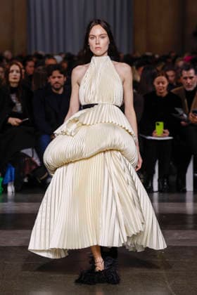 Erdem Fashion Show Ready to Wear Collection Fall Winter 2026 2027 during London Fashion Week LFW February 22nd, 2026 Erdem Fashion Show Ready to Wear Fall Winter 2026 2027 Collection during London Fashion Week LFW February 22nd, 2026 London United Kingdom  Copyright: xAgencex xBestimagexAgencex xBestimagex