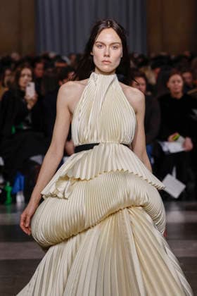 Erdem Fashion Show Ready to Wear Collection Fall Winter 2026 2027 during London Fashion Week LFW February 22nd, 2026 Erdem Fashion Show Ready to Wear Fall Winter 2026 2027 Collection during London Fashion Week LFW February 22nd, 2026 London United Kingdom  Copyright: xAgencex xBestimagexAgencex xBestimagex