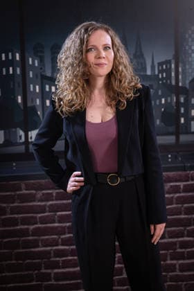 Start des neuen Comedy Nachrichtenformats Fun Facts News im Netz Sarah Bosetti Weltpremiere FunFacts im Delphi Filmpalast in Berlin Start des neuen Comedy Nachrichtenformats Fun Facts News im Netz witzig, wichtig, richtig. Mit Fun Facts startet Anfang März ein neues unabhängiges Nachrichtenformat, das aktuelle Themen mit Humor, Haltung und Hoffnung, verständlich und unterhaltsam für die sozialen Medien und als Podcast aufbereitet. Produziert wird Fun Facts unabhängig. Recherche und journalistische Einordnung erfolgen in Kooperation mit Correctiv. Copyright: xEventpressxFuhrx