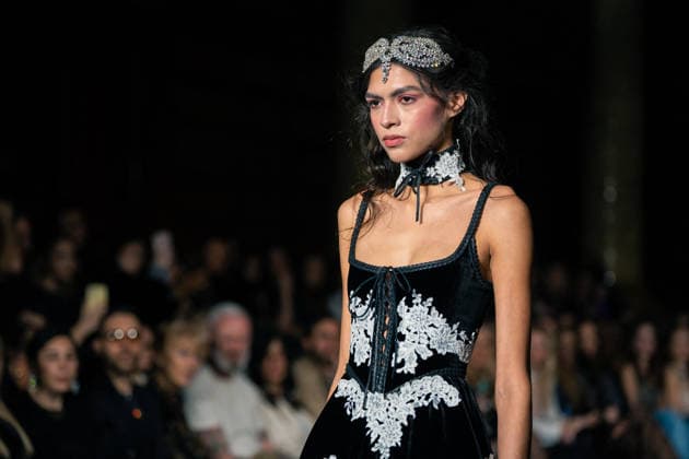 LFW - Aadnevik Runway A model walks the runway at the Aadnevik show during London Fashion Week February 2026 at The Royal Horseguards , London, UK on February 23, 2026. Photo by LounisPhotography ABACAPRESS.COM London United Kingdom  Copyright: xLounisPhotography ABACAx