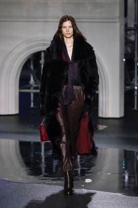 Burberry Fashion Show Ready to Wear Collection Fall Winter 2026 2027 during London Fashion Week LFW February 23rd, 2026 Burberry Fashion Show Ready to Wear Fall Winter 2026 2027 Collection during London Fashion Week LFW February 23rd, 2026 London United Kingdom  Copyright: xAgencex xBestimagexAgencex xBestimagex