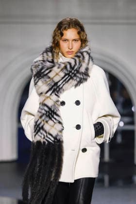 Burberry Fashion Show Ready to Wear Collection Fall Winter 2026 2027 during London Fashion Week LFW February 23rd, 2026 Burberry Fashion Show Ready to Wear Fall Winter 2026 2027 Collection during London Fashion Week LFW February 23rd, 2026 London United Kingdom  Copyright: xAgencex xBestimagexAgencex xBestimagex