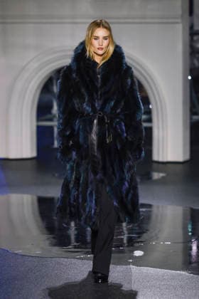 Burberry Fashion Show Ready to Wear Collection Fall Winter 2026 2027 during London Fashion Week LFW February 23rd, 2026 Burberry Fashion Show Ready to Wear Fall Winter 2026 2027 Collection during London Fashion Week LFW February 23rd, 2026 London United Kingdom  Copyright: xAgencex xBestimagexAgencex xBestimagex