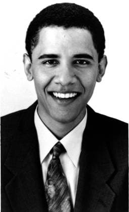Illinois State Senator Barack Obama July 30, 1999 - Then-Illinois State Senator Barack Obama, shown in a 1999 file photo, worked with Democrats, Republicans and especially with police and prosecutors to fashion a bill to overhaul the death-penalty law that all of them could support. By the time it reached the Senate floor, everyone was on board. It passed in a unanimous vote, and is now Illinois law. How Obama did it reveals a lot about his political style, which is at the core of his appeal. It defines an approach to political problem solving that he vows can change how Washington does business. Copyright: xMCTx
