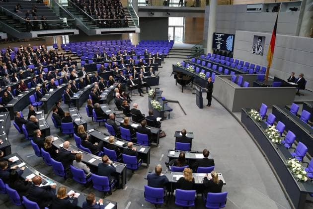 News Themen der Woche KW09 Berlin, Deutschland, 24.02.2026: Deutscher Bundestag: Trauerstaatsakt für Rita Süssmuth: Überblick über das Plenum, Julia Klöckner steht am Rednerpult. Abgeordnete der AfD-Fraktion sind nur spärlich erschienen. *** Berlin, Germany, 24 02 2026 German Bundestag Act of mourning for Rita Süssmuth Overview of the plenary, Julia Klöckner stands at the lectern Members of the AfD parliamentary group are only sparsely represented Copyright: xdtsxNachrichtenagenturx dts_108223