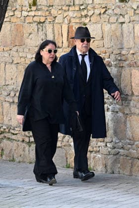 The Greek Orthodox Cathedral of St. Andrew and St. Demetrios honors Irene of Greece Ana Pérez Lorente and Antonio Resines on their arrival at the tribute to Irene of Greece at the Greek Orthodox Cathedral of St. Andrew and St. Demetrios, on February 24, 2026, in Madrid Spain FAMOUSES KINGDOM GREECE DEATH José Madrid Madrid Madrid Spain  Copyright: xJosÃ xOlivax 7317562