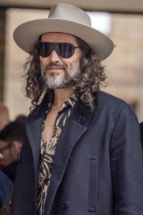 Russell Brand leaves the court in London LONDON, ENGLAND - FEBRUARY 24: Russell Brand leaves the Southwark Crown Court to appear for a plea hearing, where he is charged with rape and sexual assault against two women in 2009, in London, United Kingdom on February 24, 2026. Marcin Nowak Anadolu London United Kingdom. Editorial use only. Please get in touch for any other usage.  Copyright: x2026xAnadoluxMarcinxNowakx