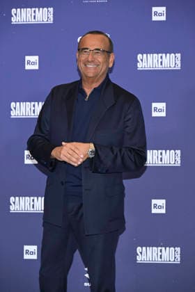 76th Italian Song Festival of Sanremo Photocall of 1st evening and 1st DopoFestival hosts Teatro Ariston Sanremo, Italy Carlo Conti 76th Italian Song Festival of Sanremo Photocall of 1st evening and 1st DopoFestival hosts Teatro Ariston Sanremo, Italy 23rd February 2026 SGPItalia id 134399_008 Not Exclusive  Copyright: xALFONSOxCATALANO SGPITALIAx