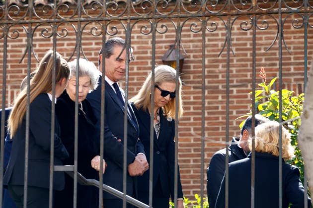 The Greek Orthodox Cathedral of St. Andrew and St. Demetrios honors Irene of Greece Ana de Orleans, Pedro Lopez Quesada and Infanta Elena at the exit of the tribute to Irene of Greece at the Greek Orthodox Cathedral of St. Andrew and St. Demetrios, on February 24, 2026, in Madrid Spain FAMOUSES GREECE ROYALTY DEATH Madrid Madrid Madrid Spain  Copyright: xJosexVelascox 7318411