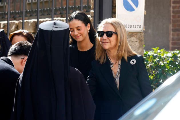 The Greek Orthodox Cathedral of St. Andrew and St. Demetrios honors Irene of Greece Victoria Federica and Infanta Elena at the exit of the tribute to Irene of Greece at the Greek Orthodox Cathedral of St. Andrew and St. Demetrios, on February 24, 2026, in Madrid Spain FAMOUSES KINGDOM GREECE DEATH Madrid Madrid Madrid Spain  Copyright: xJosexVelascox 7318458