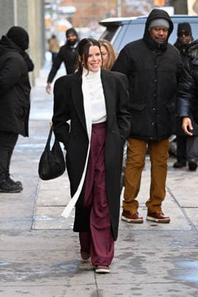 Neve Campbell spotted arriving at The View this morning in New York City Featuring: Neve Campbell Where: New York City, New York, United States When: 24 Feb 2026 Credit: Elder Ordonez INSTARimages EDITORIAL USE ONLY. NOT FOR USE BY NEWSPAPERS BASED IN THE UK. Copyright: xx instar55502070