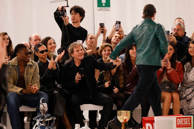 Diesel - Runway - Milan Fashion Week - Womenswear Fall Winter 2026 2027 MILAN, ITALY - FEBRUARY 24: Glenn Martens walks the runway at the Diesel fashion show during the Milan Fashion Week - Womenswear Fall Winter 2026 2027 on February 24, 2026 in Milan, Italy. Photo by Marco Piovanotto Abacapress.com  Copyright: xPiovanottoxMarco ABACAx