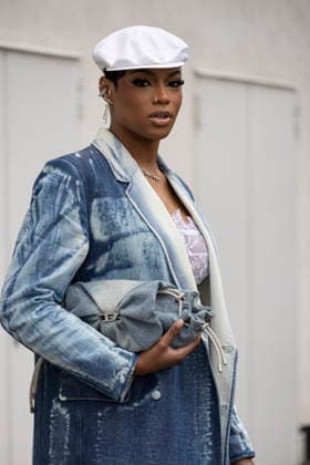 Diesel - Guest arrival - Milan Fashion Week - Womenswear Fall Winter 2026 2027 MILAN, ITALY - FEBRUARY 24: Guest is seen outside Diesel show during the Milan Fashion Week - Womenswear Fall Winter 2026 2027 on February 24, 2026 in Milan, Italy. Photo by Marco Piovanotto Abacapress.com  Copyright: xPiovanottoxMarco ABACAx