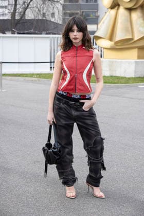 Diesel - Guest arrival - Milan Fashion Week - Womenswear Fall Winter 2026 2027 MILAN, ITALY - FEBRUARY 24: Guest is seen outside Diesel show during the Milan Fashion Week - Womenswear Fall Winter 2026 2027 on February 24, 2026 in Milan, Italy. Photo by Marco Piovanotto Abacapress.com  Copyright: xPiovanottoxMarco ABACAx