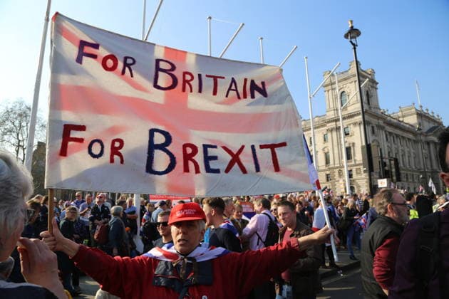 Pro Brexit demonstration in London LONDON, UNITED KINGDOM - MARCH 29: Pro Brexit protesters gather to stage a demonstration at Parliament Square as British MPs debate the Brexit deal before voting it for the third time in London, United Kingdom on March 29, 2019. London, City of Ingiltere. Editorial use only. Please get in touch for any other usage.  Copyright: x2025xAnadoluxTayfunxSalcÄ±x