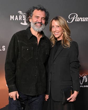 ˜Marshals™ Los Angeles Premiere Greg Yaitanes and Eve Somer arriving to the Los Angeles premiere of CBS™s Marshals held at the Autry Museum of the American West on February 24, 2026 in Los Angeles, Ca. Los Angeles Autry Museum of the American Wes California USA Copyright: xLISAxOConnor xAFF-USA.COMx