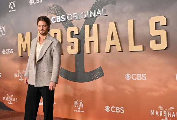 ˜Marshals™ Los Angeles Premiere Luke Grimes arriving to the Los Angeles premiere of CBS™s Marshals held at the Autry Museum of the American West on February 24, 2026 in Los Angeles, Ca. Los Angeles Autry Museum of the American Wes California USA Copyright: xLISAxOConnor xAFF-USA.COMx