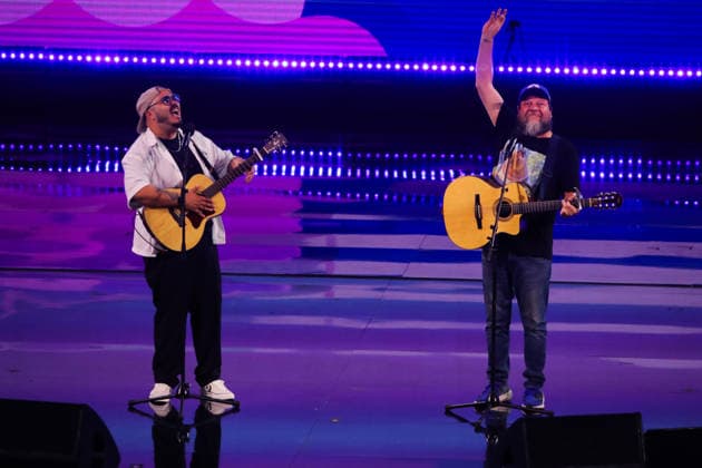 Vina del Mar, February 24, 2026 Estaban Duch with Rodrigo Salinas during his performance at the Festival la cancion de Vina del Mar Manuel Lema Aton Chile, Vina del Mar Chile Aton 1128217  Copyright: JonnathanxOyarzun