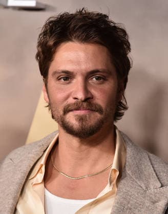 ˜Marshals™ Los Angeles Premiere Luke Grimes arriving to the Los Angeles premiere of CBS™s Marshals held at the Autry Museum of the American West on February 24, 2026 in Los Angeles, Ca. Los Angeles Autry Museum of the American Wes California USA Copyright: xLISAxOConnor xAFF-USA.COMx