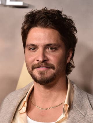 ˜Marshals™ Los Angeles Premiere Luke Grimes arriving to the Los Angeles premiere of CBS™s Marshals held at the Autry Museum of the American West on February 24, 2026 in Los Angeles, Ca. Los Angeles Autry Museum of the American Wes California USA Copyright: xLISAxOConnor xAFF-USA.COMx