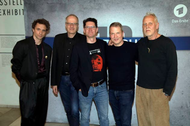 Andre Kaczmarczyk, Ralf Leuther, Peter Dommaschk, Felix Karolus und Frank Leo Schröder bei der Premiere des Fernsehfilms Polizeiruf 110: Goldraub im Filmmuseum Potsdam. Potsdam, 24.02.2026