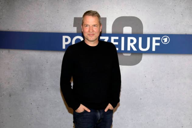 Felix Karolus bei der Premiere des Fernsehfilms Polizeiruf 110: Goldraub im Filmmuseum Potsdam. Potsdam, 24.02.2026
