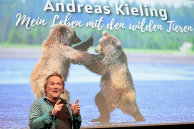 Andreas Kieling mit seinem Programm Mein Leben mit den wilden Tieren im Theater am Tanzbrunnen. Köln, 24.02.2026
