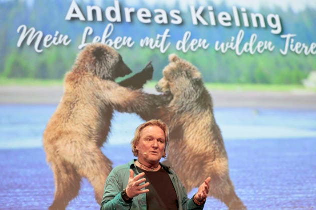 Andreas Kieling mit seinem Programm Mein Leben mit den wilden Tieren im Theater am Tanzbrunnen. Köln, 24.02.2026