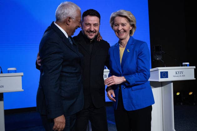 News Themen der Woche KW09 News Bilder des Tages #2 Zelenskyy Costa And Von Der Leyen Press Conference - Kyiv President of the European Council Antonio Costa, President of Ukraine Volodymyr Zelenskyy and President of the European Commission Ursula von der Leyen (L to R) participate in a joint news conference on the fourth anniversary of Russia?s full-scale invasion of Ukraine, Kyiv, Ukraine, February 24, 2026. Photo by Danylo Antoniuk Ukrinform ABACAPRESS.COM Kyiv Ukraine  Copyright: xUkrinform ABACAx