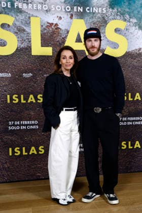 Marina Seresesky presents her film Islas in Madrid Ana Belén and Manu Vega pose at the photocall during the presentation of the film Islas , on February 25, 2026, in Madrid Spain Islas is the return to cinema of Ana Belén after an extensive career, accompanied by Manu Vega, who is now living an intense stage in his career adding several film projects as a protagonist CINE ISLANDS ACTOR ACTRESS FILM Madrid Madrid Spain  Copyright: xJosexVelascox 7320331