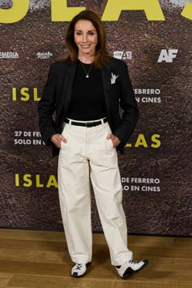 February 25, 2026, Madrid, Madrid, Spain: ACTRESS ANA BELEN attends Islas photocall Madrid Spain  - ZUMAc260 20260225_zep_c260_001 Copyright: xMikexChicorrox