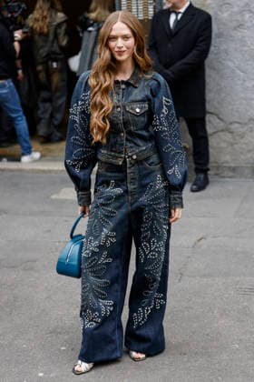 Antonio Marras - Guest arrival - Milan Fashion Week - Womenswear Fall Winter 2026 2027 MILAN, ITALY - FEBRUARY 25: Larsen Thomson is seen outside Antonio Marras show during the Milan Fashion Week - Womenswear Fall Winter 2026 2027 on February 25, 2026 in Milan, Italy. Photo by Marco Piovanotto Abacapress.com  Copyright: xPiovanottoxMarco ABACAx