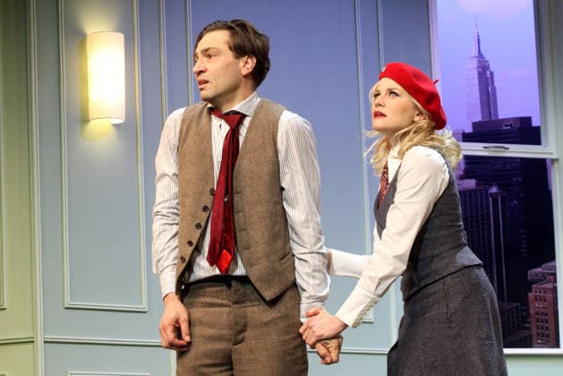 Leander Lichti und Henrike Fehrs auf der Buehne bei der Probe zum Theaterstueck Kleine Verbrechen unter Liebenden am 25.02.2026 in der Komoedie Winterhuder Faehrhaus in Hamburg Kleine Verbrechen unter Liebenden zwischen Jan Sosniok & Marisa Burger im Theater in Hamburg