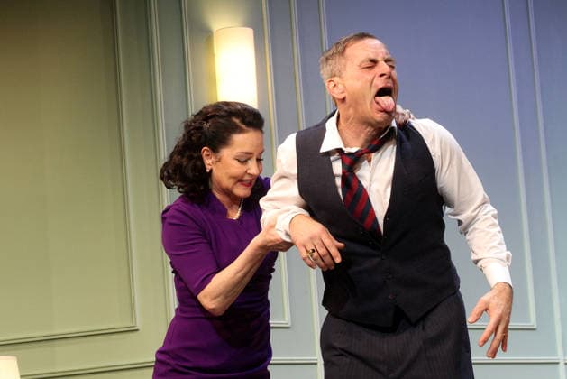 Marisa Burger und Jan Sosniok bei der Probe zum Theaterstueck Kleine Verbrechen unter Liebenden am 25.02.2026 in der Komoedie Winterhuder Faehrhaus in Hamburg Kleine Verbrechen unter Liebenden zwischen Jan Sosniok & Marisa Burger im Theater in Hamburg