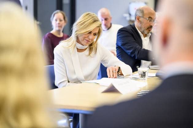 Queen Maxima Working Visit In Rotterdam Queen Maxima honorary chair of the Financially Healthy Netherlands Foundation visiting the Irene Neighborhood House in the Bloemhof district of Rotterdam, Netherlands on February 25, 2026. Photo by Patrick van Emst Bruno Press ABACAPRESS.COM Rotterdam Netherlands  Copyright: xBrunoxPress ABACAx
