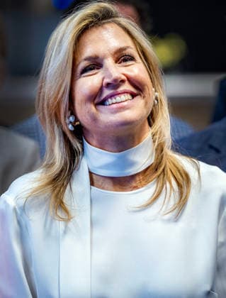 25-02-2026 Rotterdam Queen Maxima, honorary chair of the Financially Healthy Netherlands Foundation (SFGN), visited the Irene Community Center in Bloemhof, Rotterdam Feijenoord. Â  Copyright: xPPEx